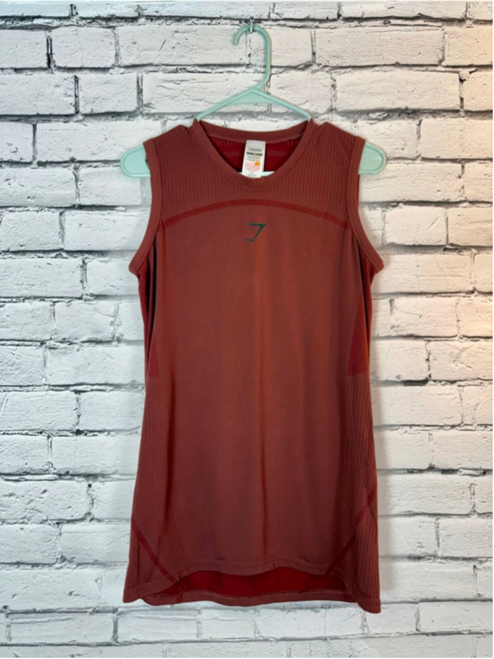Women’s Gymshark Red Tank Top size Medium Gym Shirt Sleeveless Shirt